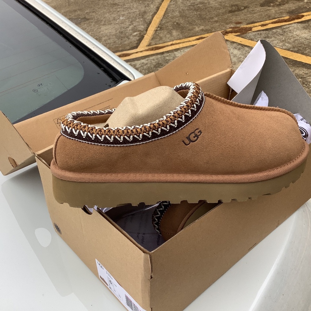 💖 UGG TASMAN Women’s Size 6 Brand New!!! 💖